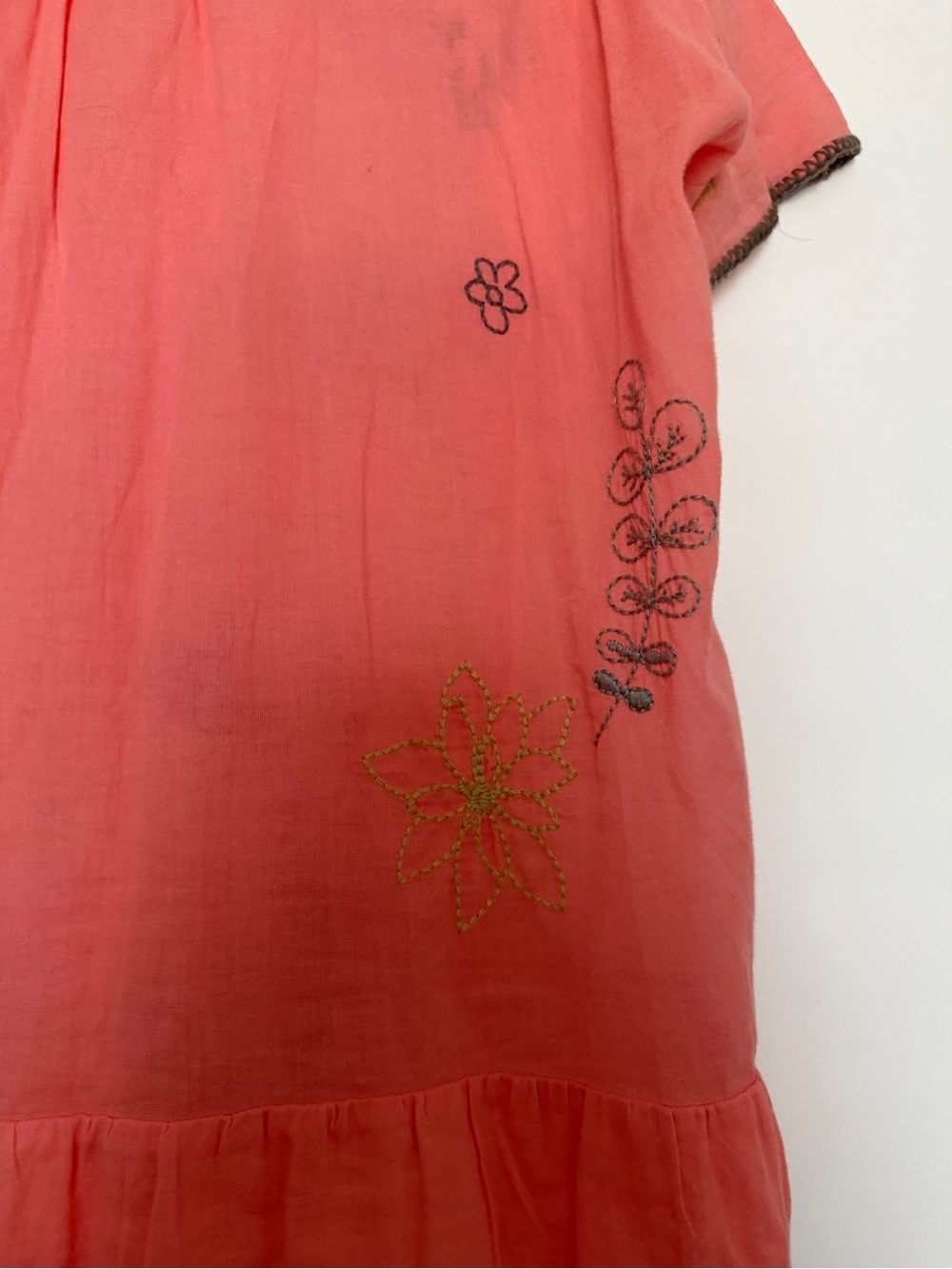 Johnny Was Women’s Mayda’s Peach/ Coral Embroidered Ruffle Tunic - Picture 6 of 10
